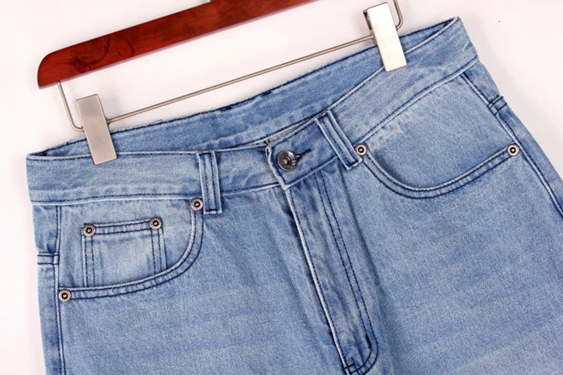 Summer mens bag shorts light blue denim fashionable hiphop straight wide legs loose Trouser waist 30 inches 250312