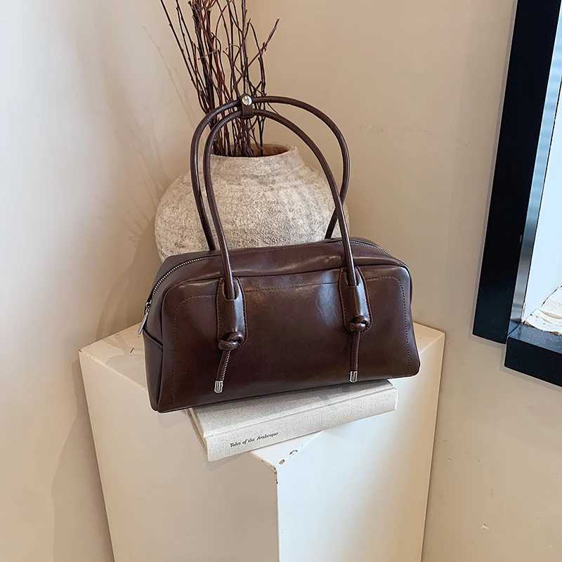 MOODS Retro Shoulder Bags For Women Solid Color Large Capacity Mini Boston Bag Vintage Commute Shopper Totes 2024 Latest Handbag Y250320