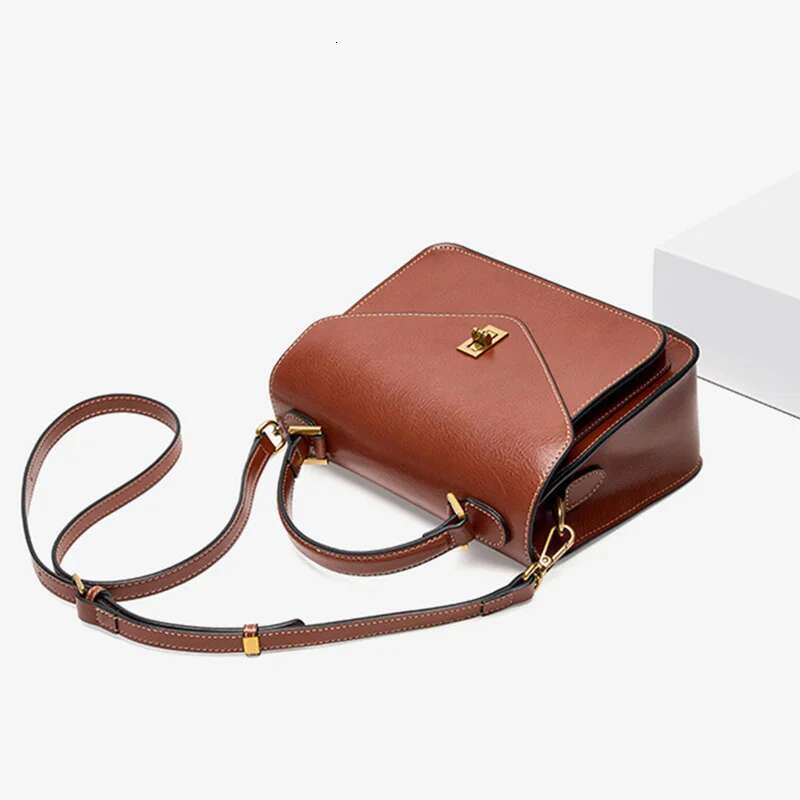 100% Genuine Women Shoulder Bags Retro Small Totes Soft Leather Ladies Messenger Bag Female Classic Satchels Brown 2023