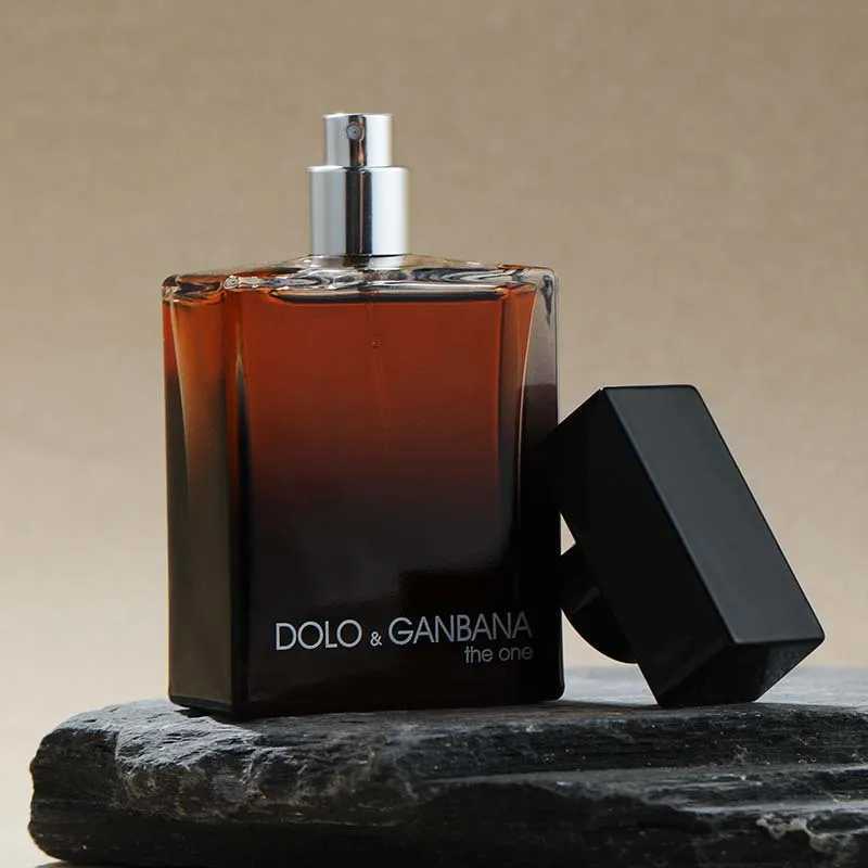 Brand perfume Woody mens perfume spray Flirting pheromone durable irresistible flower vitality light perfume gentlemanXJ20321