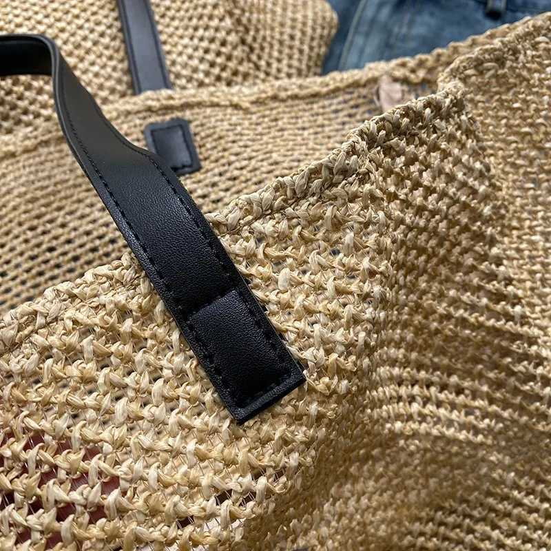 2025 New Str Woven Tote Womens Bag Designer Wicker New Beach One-shoulder Slanted Straddle Large Capacity Handbag Y250320