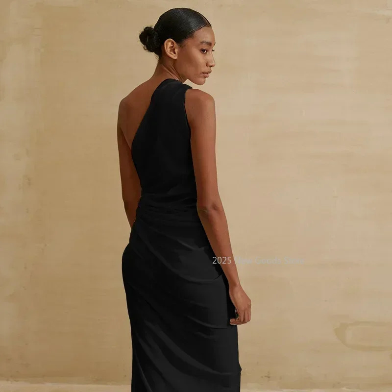 One-shoulder Asymmetric Black White Beach Dress Midi Beach Cover up Woman Swimwear Bikini Tunic Beachwear Outfit 250320