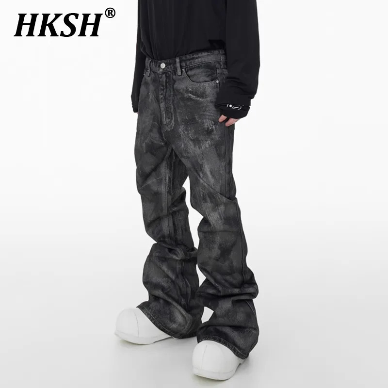 HKSH Mens Trendy Dark Long Leg Denim Pants Wax Brushed Glue Micro Flash Jeans Fashion Trouthers HK2467 250317