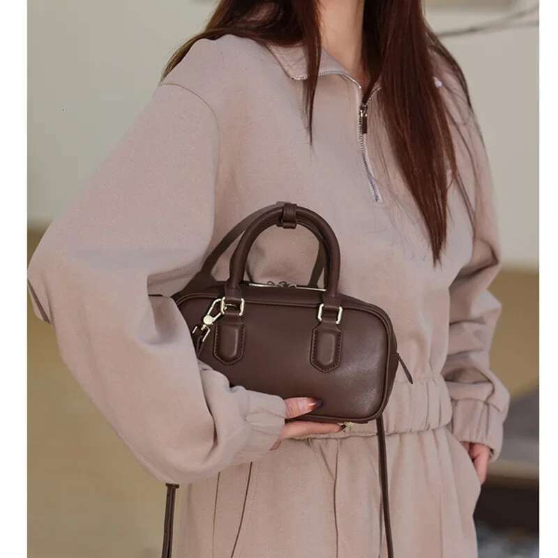 2024 New Genuine Leather Women Mini Tote High Quality Shoulder Crossbody Bags Retro Commute Handbags Ladies Boston Bag Black