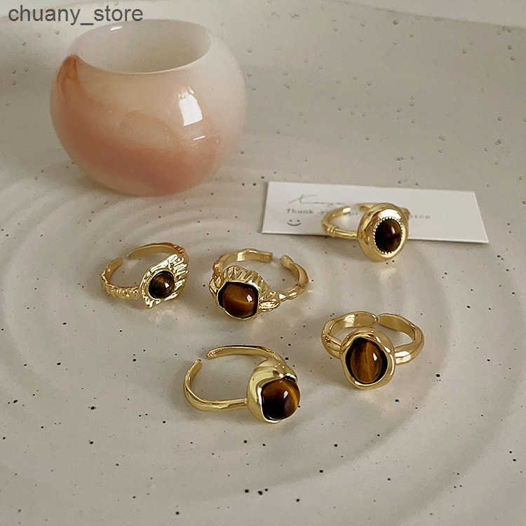 Solitaire Ring French irregular metal tiger eye stone open ring female niche design personalized temperament versatile ring z250321