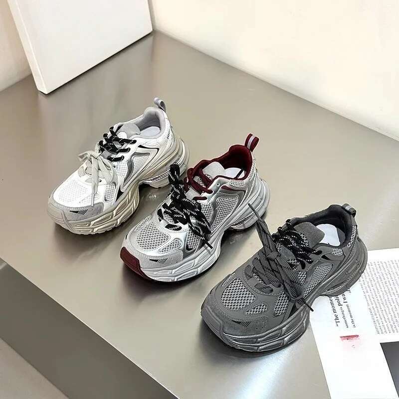 2025 Autumn High-grade Two-color Shoelaces Thick Sole Lightweight Casual Heightening Women's Shoes Sneakers Women