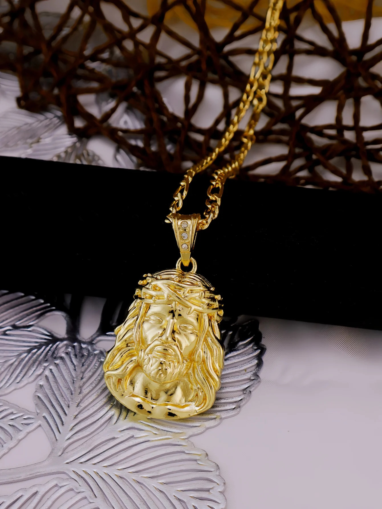 2 Sizes Hip Hop Punk Style God Jesus Head Deluxe Gold Plated Pendant Collar Necklace Figaro Chain Men Women Jewellery 250313
