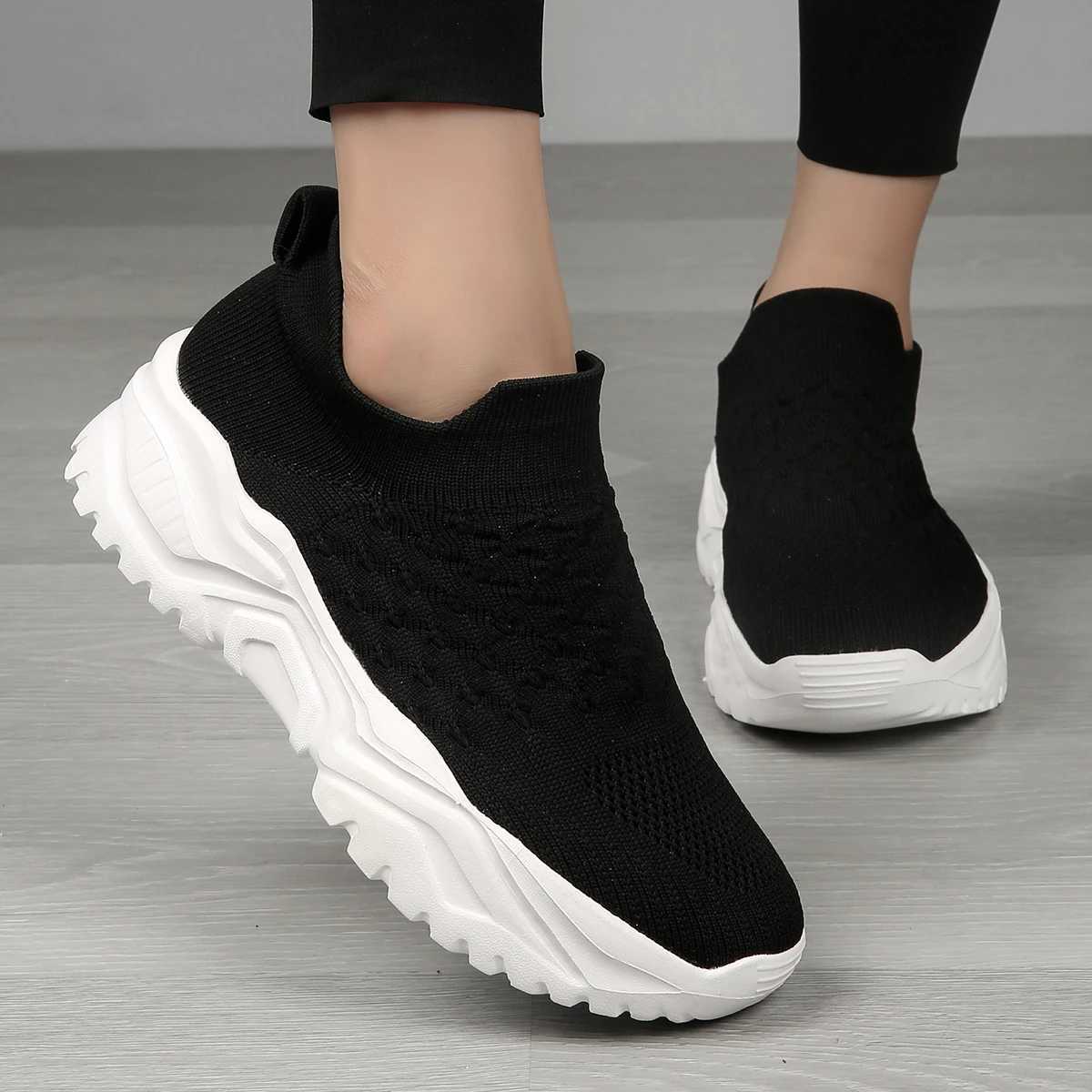 Warm casual sports shoes light sports shoes warm white outdoor breathable mesh black running shoes sports jogging tennis shoes Y250320