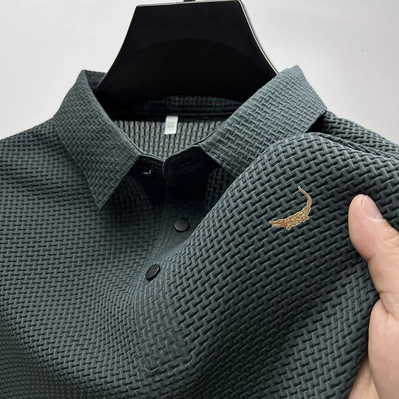 High Quality M4XL Summer Mens Short Sleeve Tshirt Cool and Breathable POLO Shirt Business Casual Sweatabsorbing Top 250320