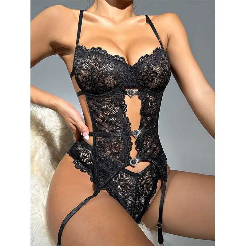Sexy lingerie set cosplay sexy lingerie womens bra and underwear garter belt suitable for sexy womens lingerie set W250412