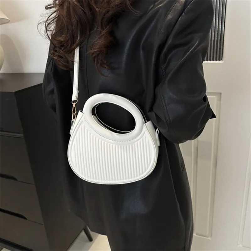 Chic Stripe Design Crossbody Bags for Women Elegant Synthetic Leather Handbag Purse Luxury Look Shoulder Bag for Everyday Use Y250603