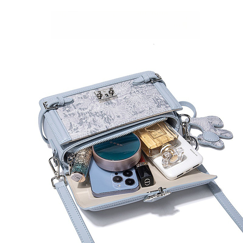 2025S Fashion Designer MENGLISHA New Blue Embroidered Women S Bag Niche And High End Single Shoulder Crossbody Small Square Bag