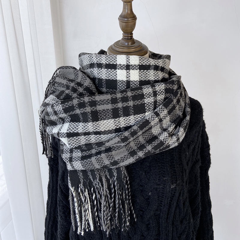 K190 2024 new thick scarf Korean sweet warm imitation cashmere scarf plaid shawl neck scarf female factory wholesale