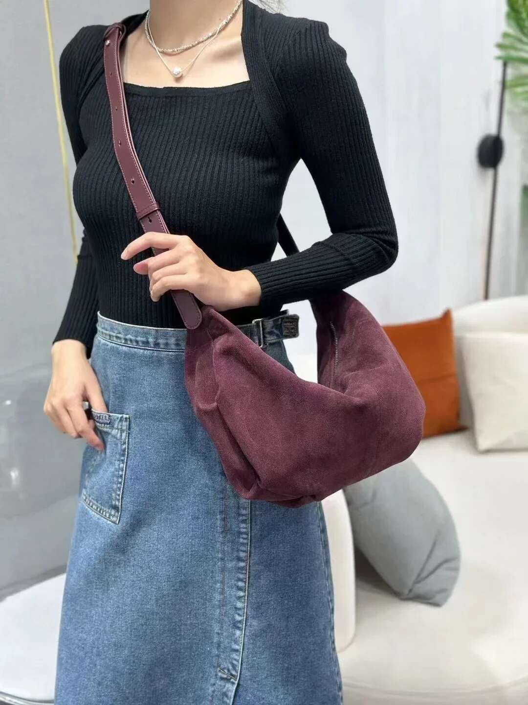 Euro Stylish High-End Chamois Single Shoulder For Women Matte Suede Leather Female Crossbody Bag 2025 The Latest Handbags