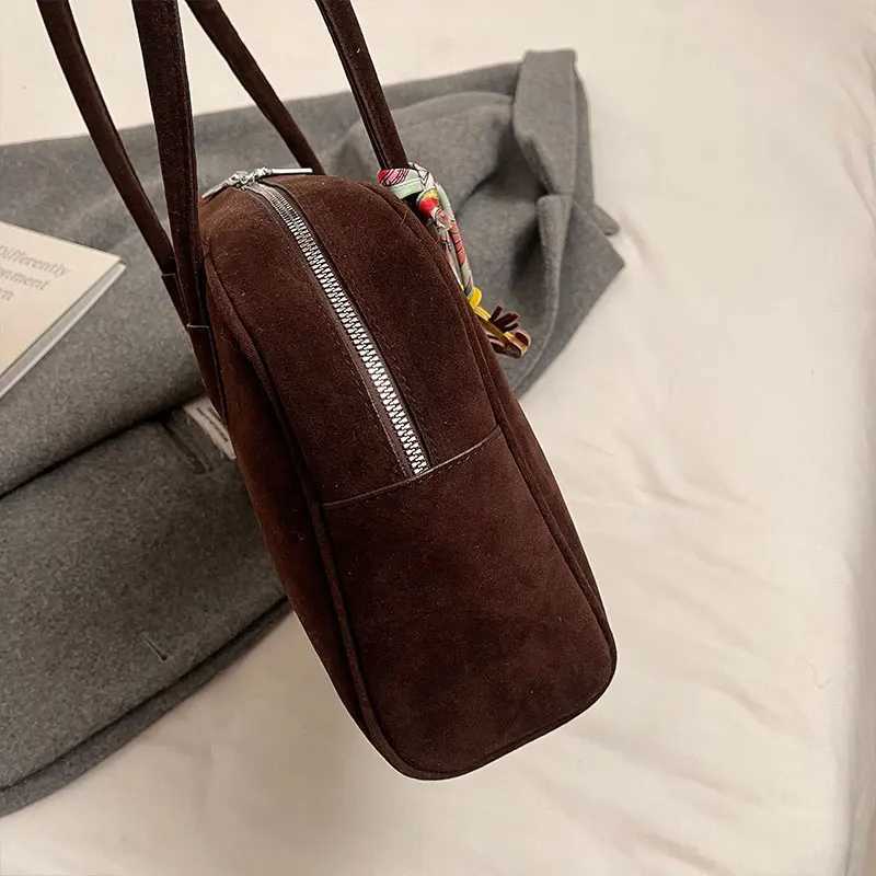 Niche Retro Single Shoulder Handbag Bowling Bag Matte Single Shoulder Cross Small Square Bag Y250319