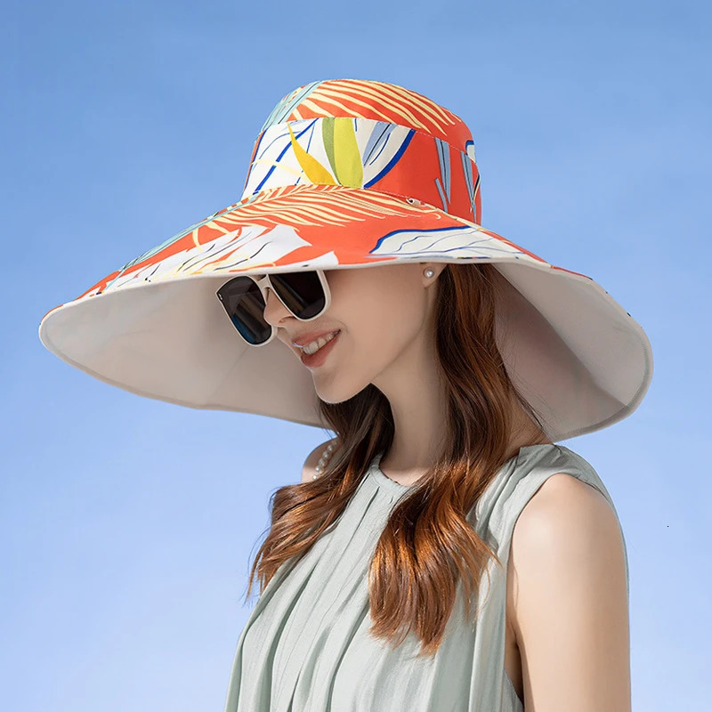 Fashionable womens reversible sun hat wide Brim foldable floral printed cotton for sun protection 250320