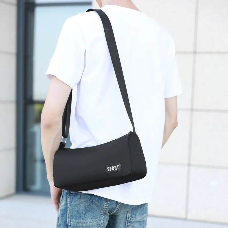 Mens and womens large capacity casual cross body bag street trend fashionable handheld shoulder 250320