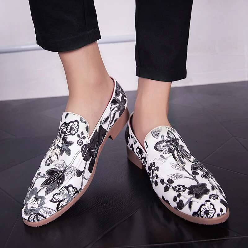 New Men Dress Leather For Male British Gold Blue National Pattern Oxfords Classic Gentleman Wedding Prom Shoes