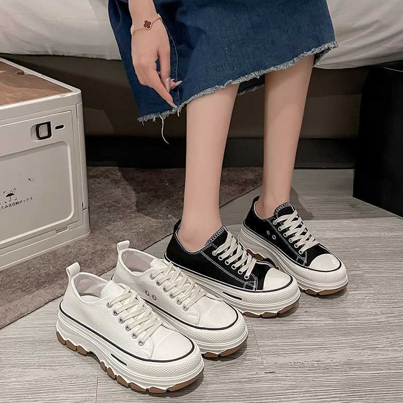 Shallow mouth shoe ring 2024 platform sliding sports shoes Autumn round toe crawlers New summer sports Autumn Clogs Y250320