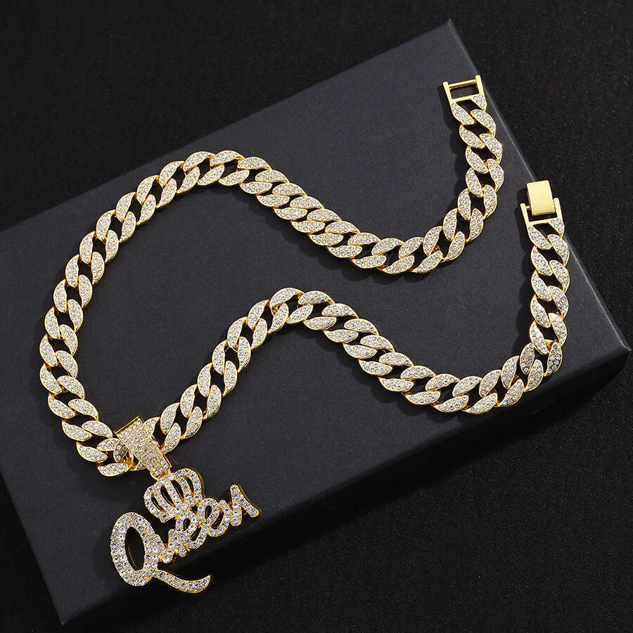 Hot selg hip-hop zinc alloy crown QUEEN letter full dia pendant with temperament and personality necklace jewelry