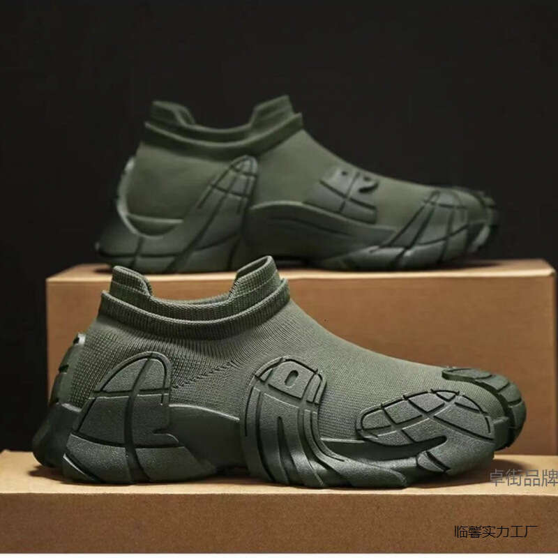 2025 Summer New Breathable 45 Large Men's Shoes Flyknit Mesh One Step Lazy Socks Thick soled Old xin