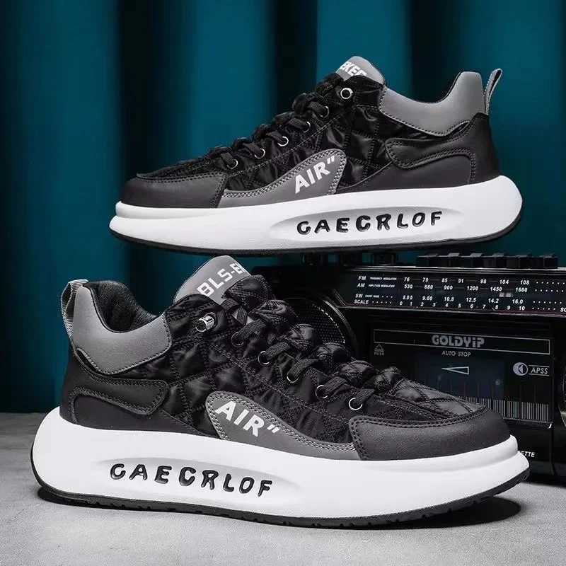 2025- Trend Mens Sports Shoes Thick Robot Running Shoes Whiteboard Shoes Y250320