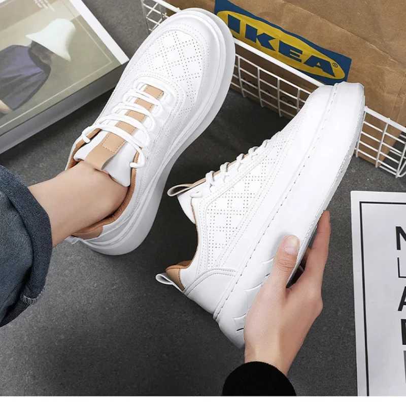 2025 Mens Vcanize Shoes and Thick Bott Casual Board Shoes Y250320