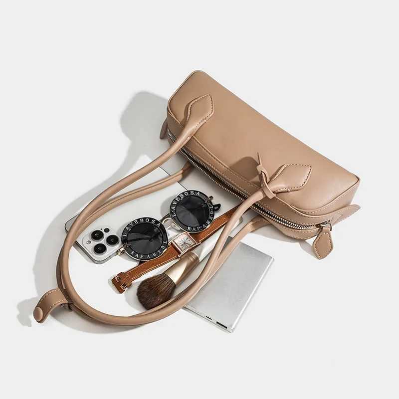 French niche sausage bag retro lingerie bag genuine leather handbag casual Cmuting Versatile single shoeT250321