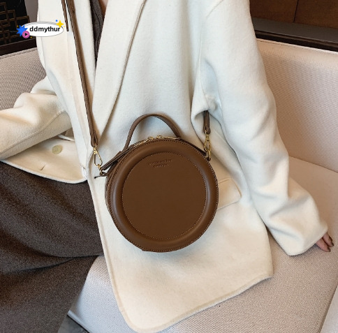 Niche Design Retro Hong Kong Style Fashion Handbag for Women 2024 Spring/Summer New Texture Single Shoulder Round Crossbody Bag #29 ddmythur