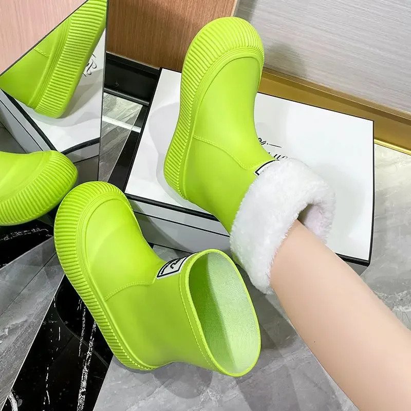 Womens Mid Calf Rain Boots Collar Muck Boots Ultra Lightweight Portable Garden Shoes 250317