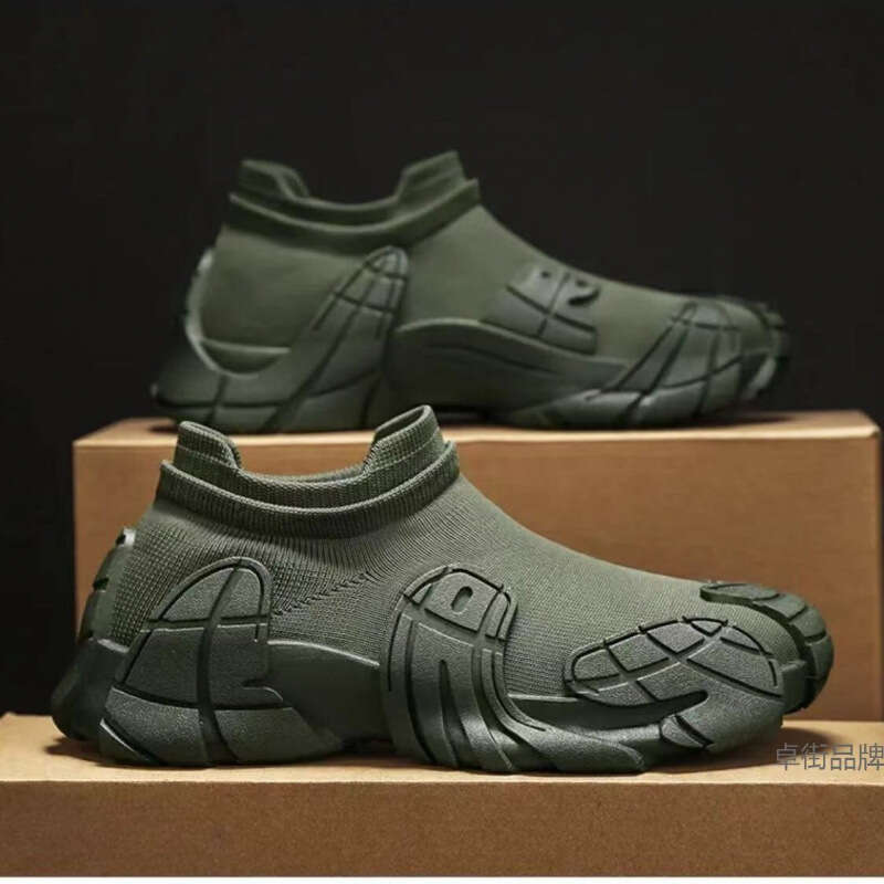 2025 Summer New Breathable 45 Large Men's Shoes Flyknit Mesh One Step Lazy Socks Thick soled Old xin