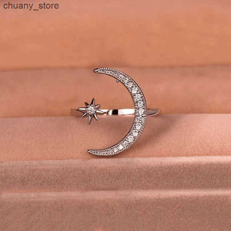 Solitaire Ring Hot Crescent Fashion Star Moon Simple Open End Ring z250321