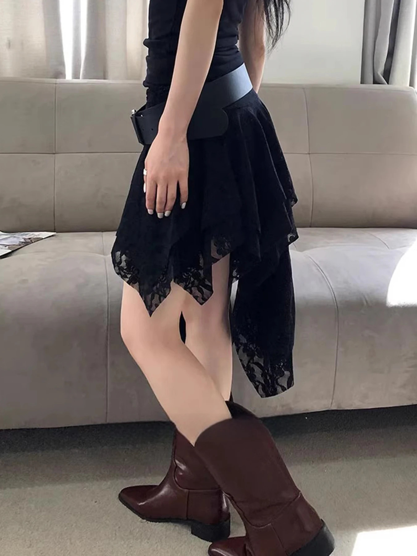 Rockmore Asymmetrical Lace Skirt Women Goth Street Ruffle Hem Mini Skirt Korean Harajuku Tiered Layer Pleated Skirts 90s Grunge 250320