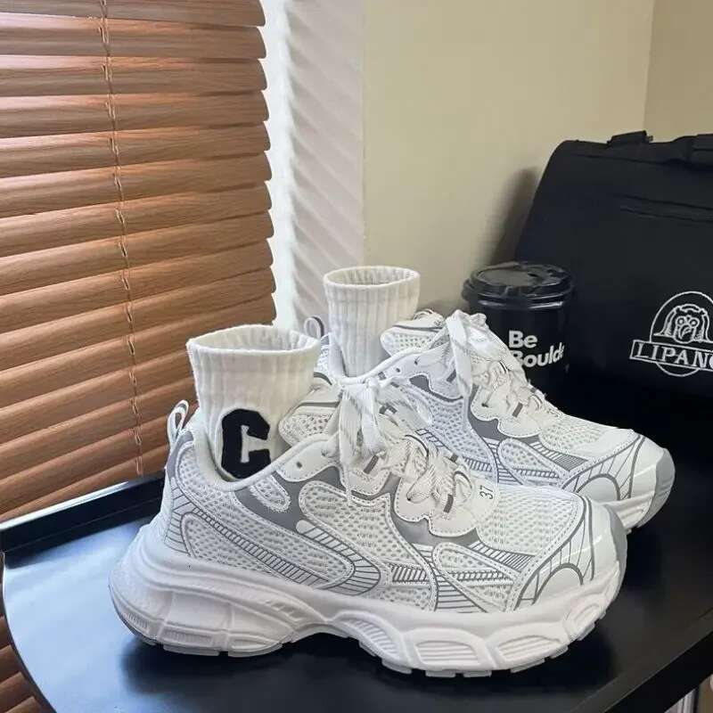 Men Women Casual 2025 New Design Women's Vulcanized Retro Sports Shoes Man Unisex Fashion Chunky Sneakers Female