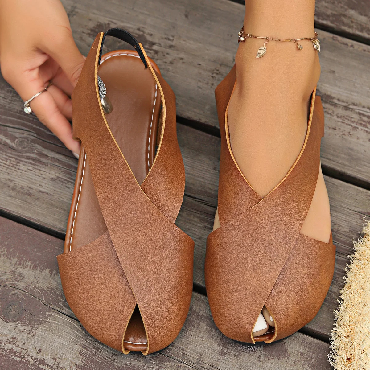 Retro womens sandals with soft soles casual girls ugly and cute shoes summer flat Peep Toe minimalist Roman 250321BJ - view 1