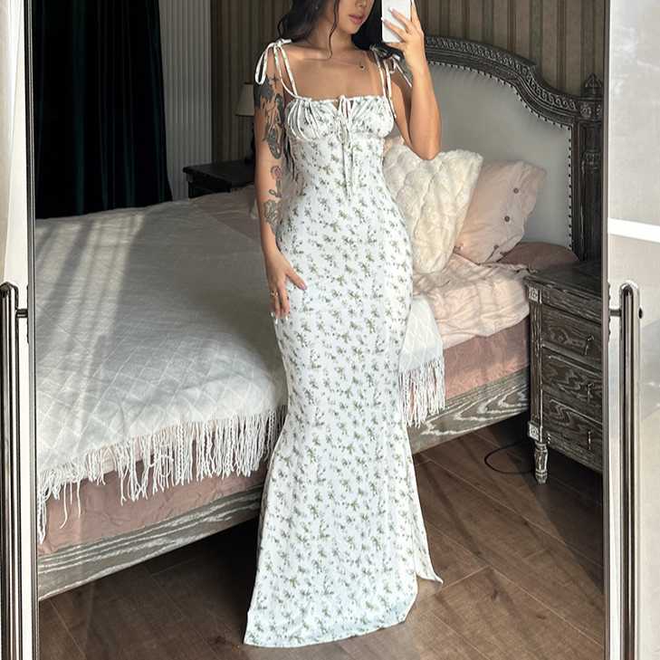Spring Top Selling New Small Flower Hanging Strap Large Swing Dress Women's Wear 250315