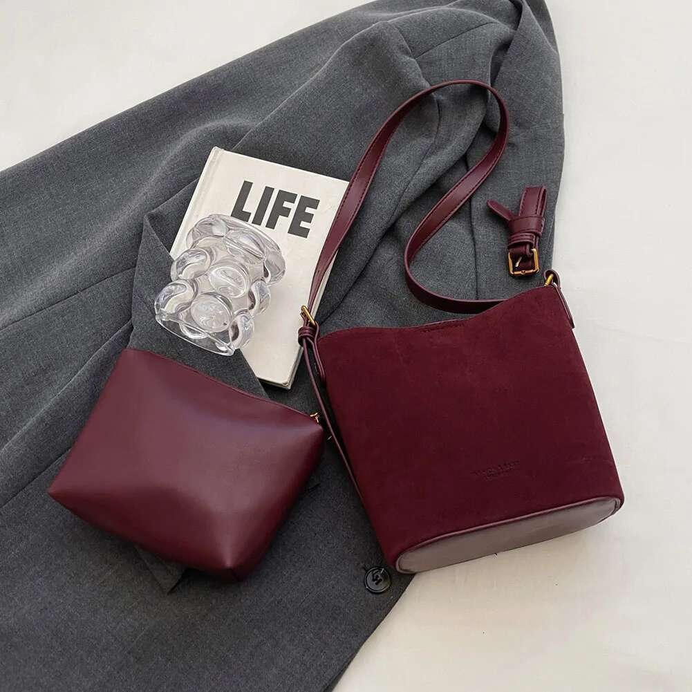 Women Retro Niche Design Casual Fashion Vintage Crossbody Satchel Faux Suede Shoulder Bag