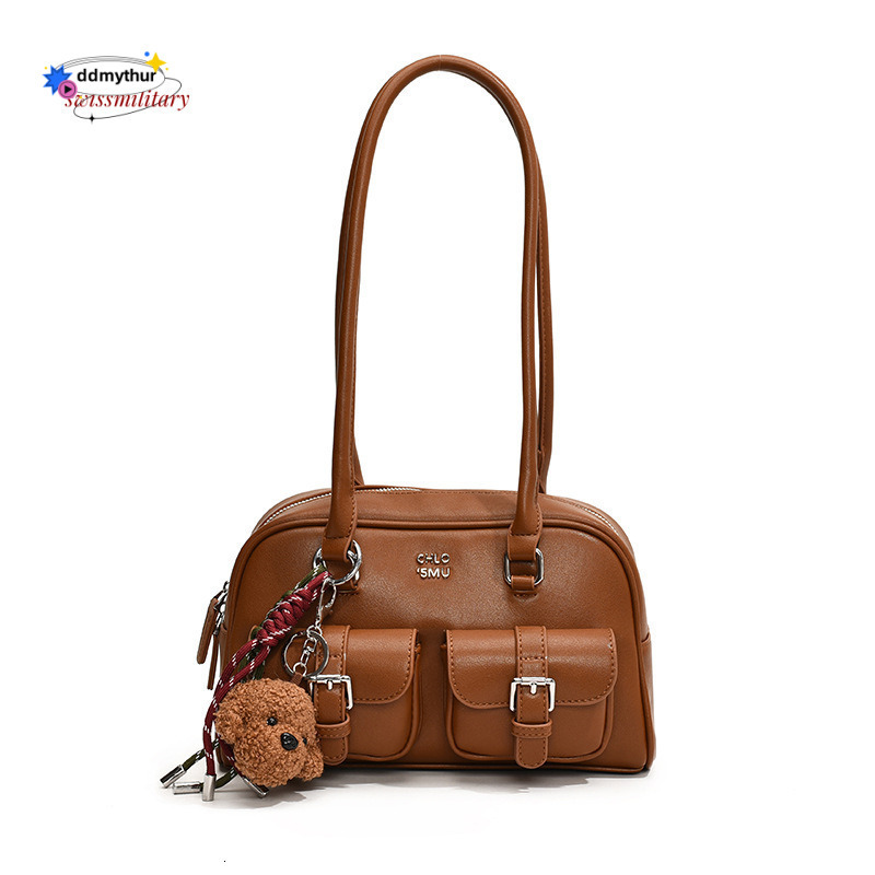 Advanced matte women's with large capacity underarm tote bag, new fashionable and niche commuting shoulder bag #40 ddmythur
