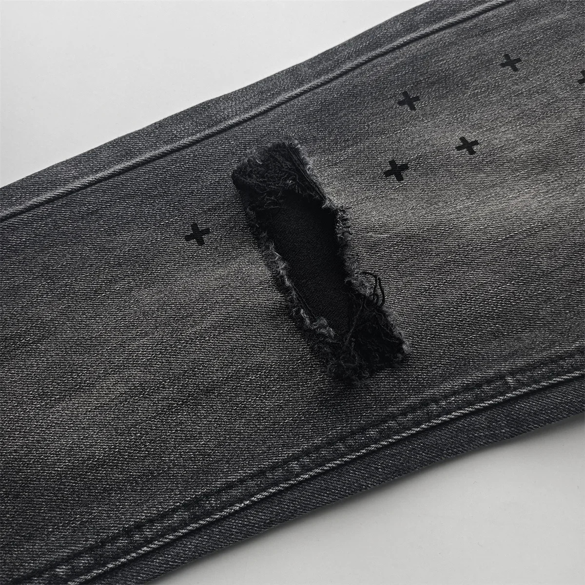 Cross Jeans Men fashion Retro Black Gray Paint Hole Trend Low Rise Stretch Skinny Pants Pleated Ripped Frayed Jeans 250320