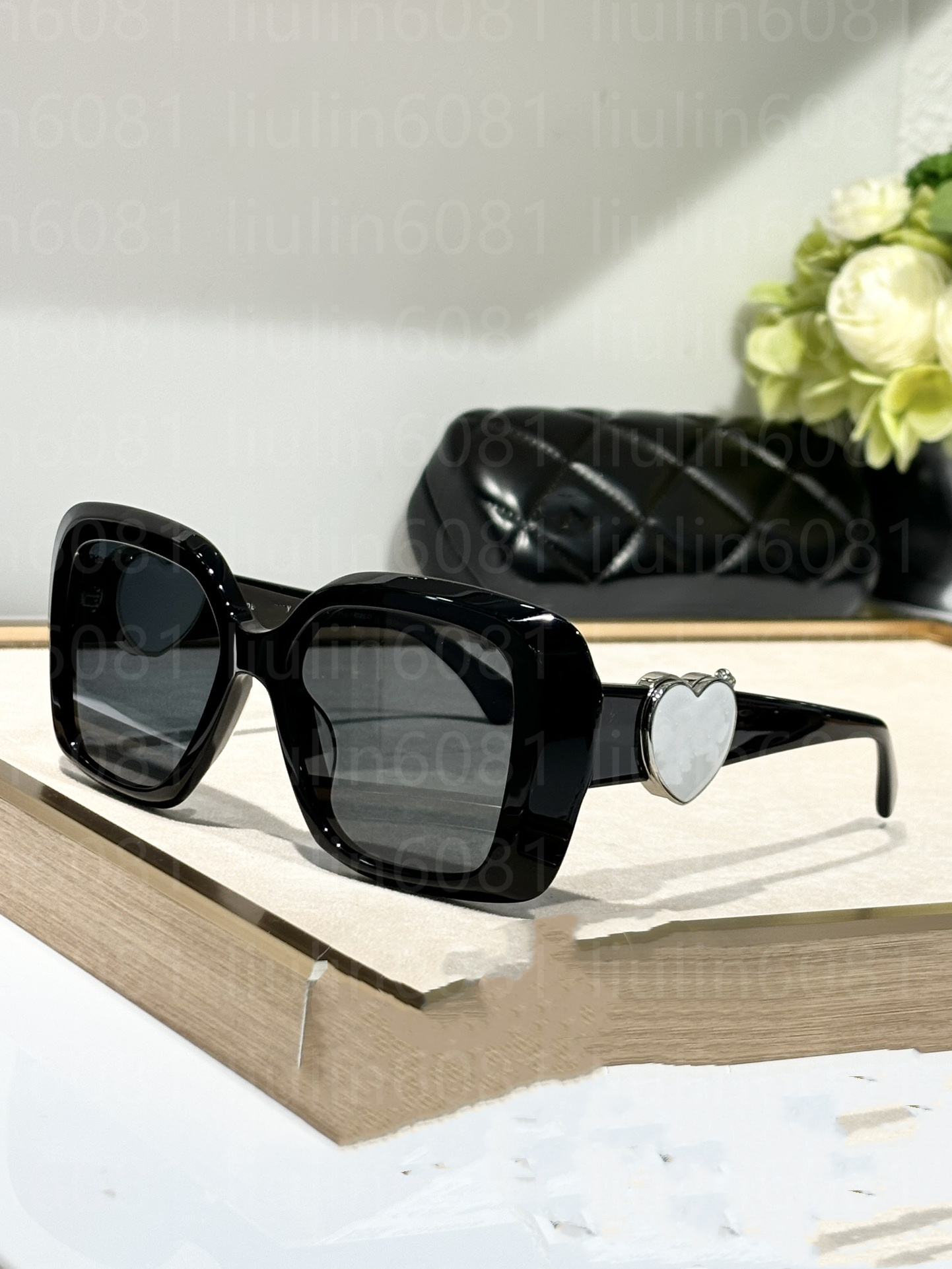 Square Designer Sunglasses for women Top Quality Fashion Black frame Sunglasses Classic Style Eyewear Retro Unisex Driving Anti-UV400 with box 115518112