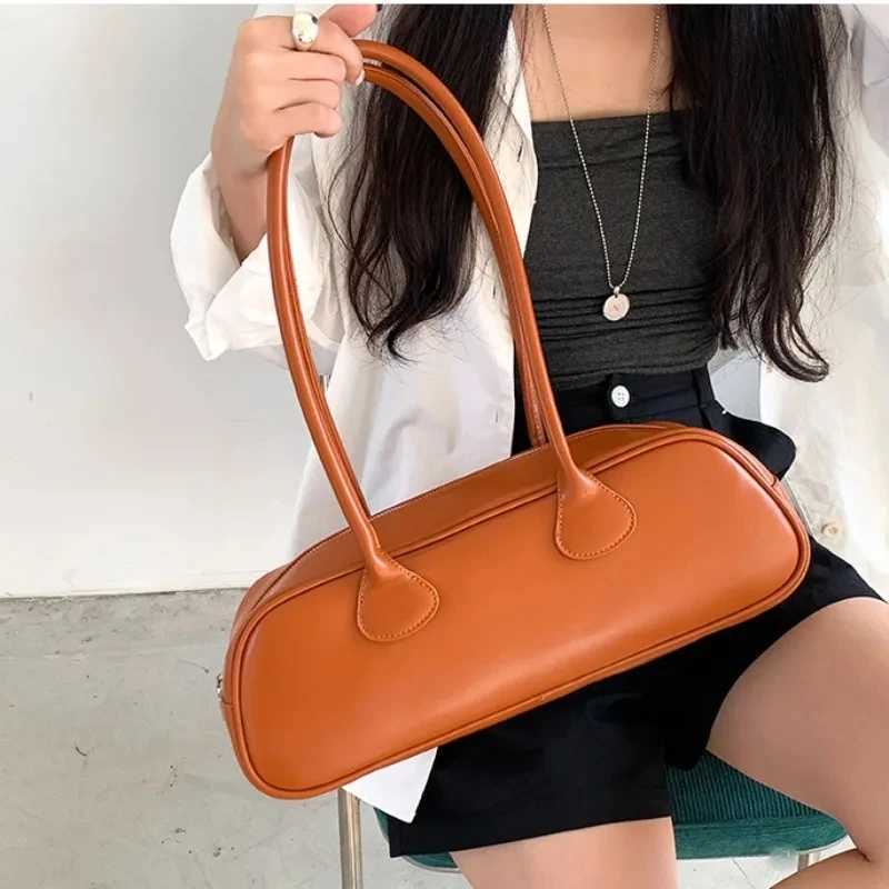 2024High-capacity Shoulder Bags for Women New Office Lady PU Underarm Bag Fashion Solid Popular Classic Y250319
