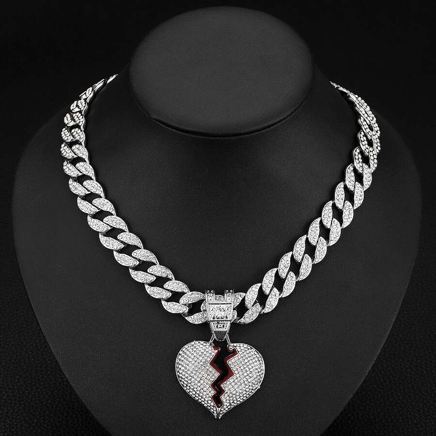Ins Fashion Style Alloy Full Dia Boyfriend Love Necklace for Men and Women Hip Hop Shattered Heart Pendant Chain