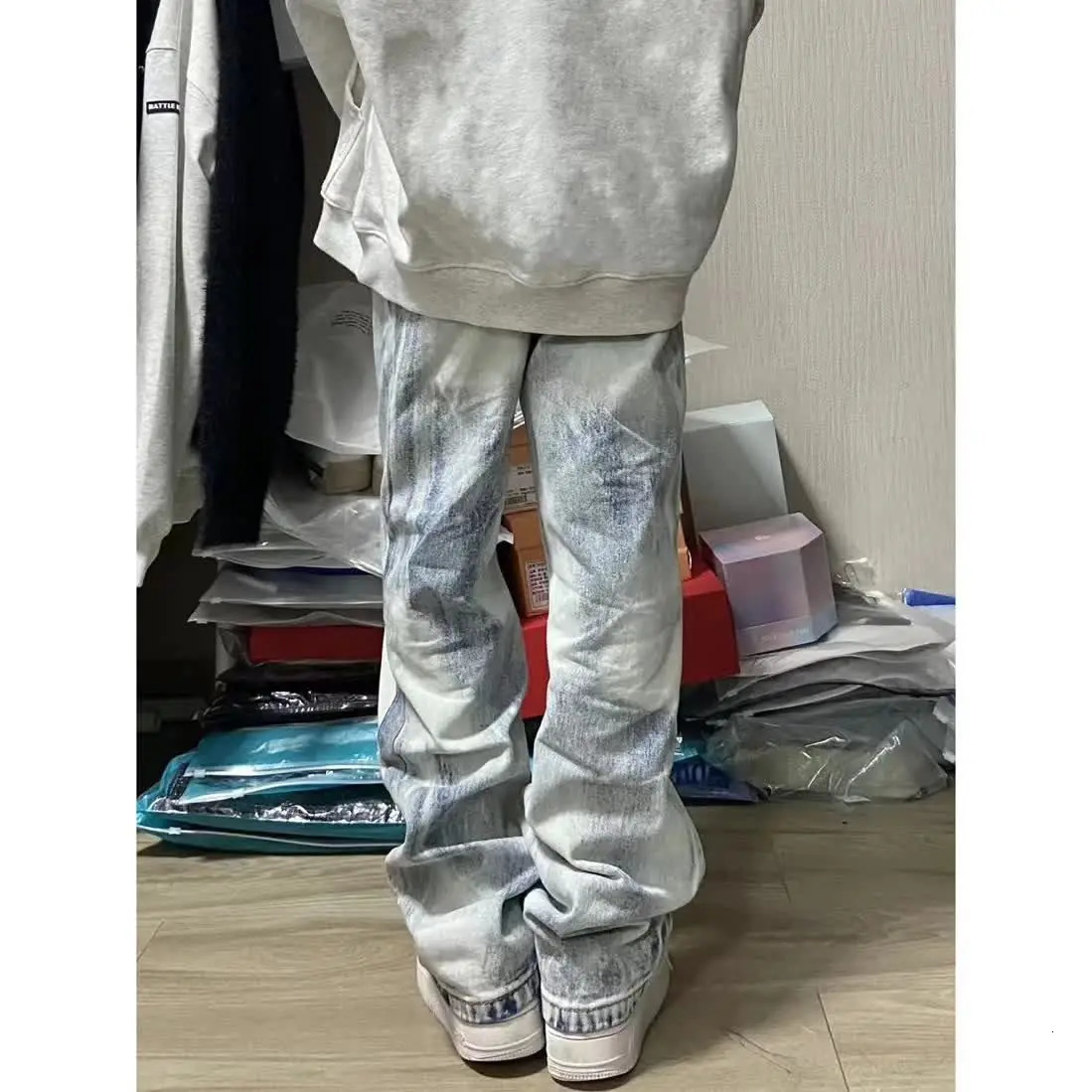 American retro straight leg washed tie dye jeans for men and women on high streets loose and straight leg casual long pants y2k 250320