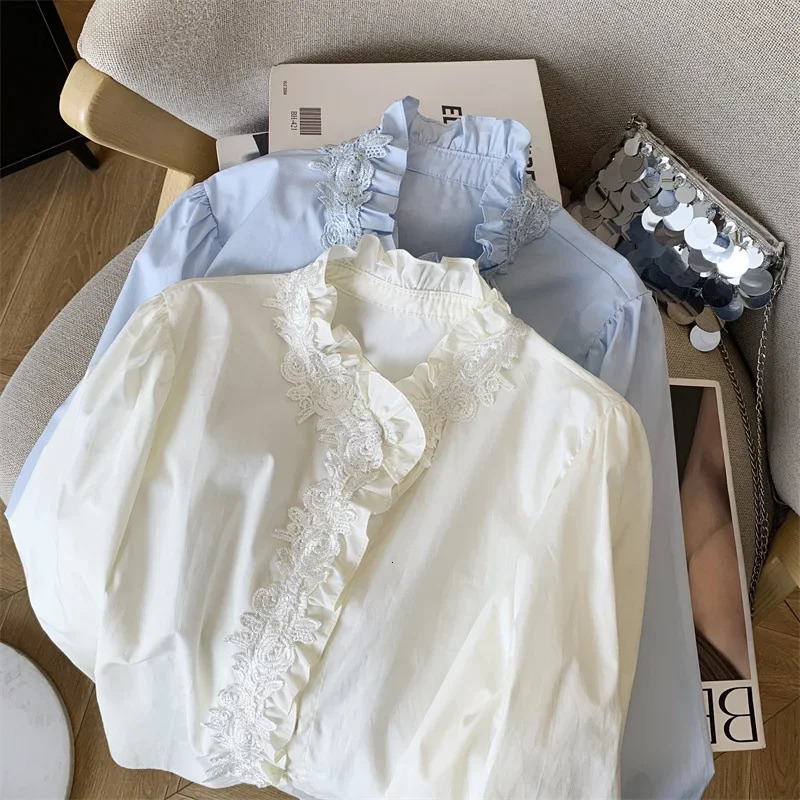 Elegant French Romantic Style Wood Ear Lace Trimmed White Blouse For Women High Fashionable Shirt With Button 250320