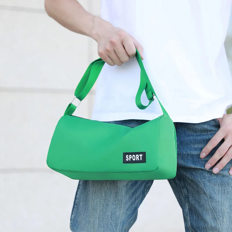 Mens and womens large capacity casual cross body bag street trend fashionable handheld shoulder 250320
