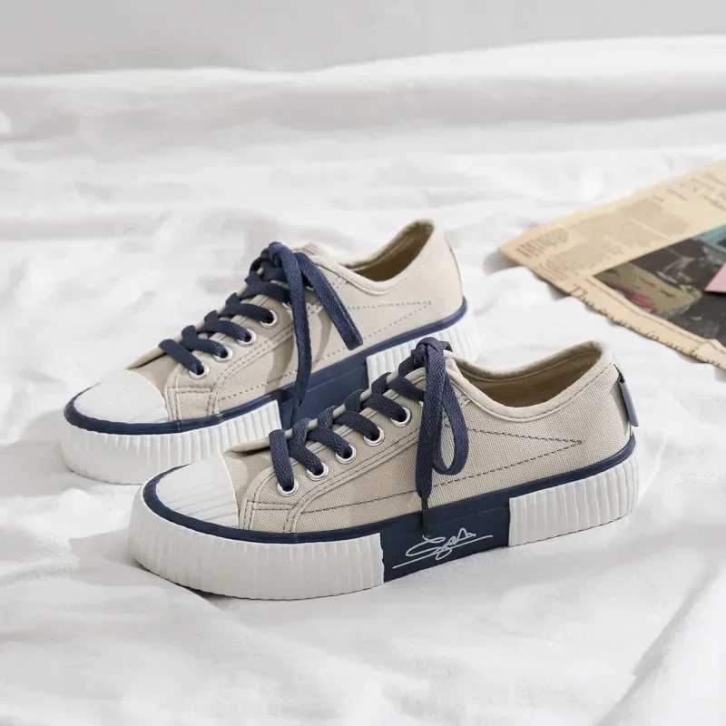 Trend Mens Canvas Flat Shoes Vcani Mens Flat Shoes 2024 Spring/Summer Foldable Leather Boots Fashion Couple Walking Shoes Y250320