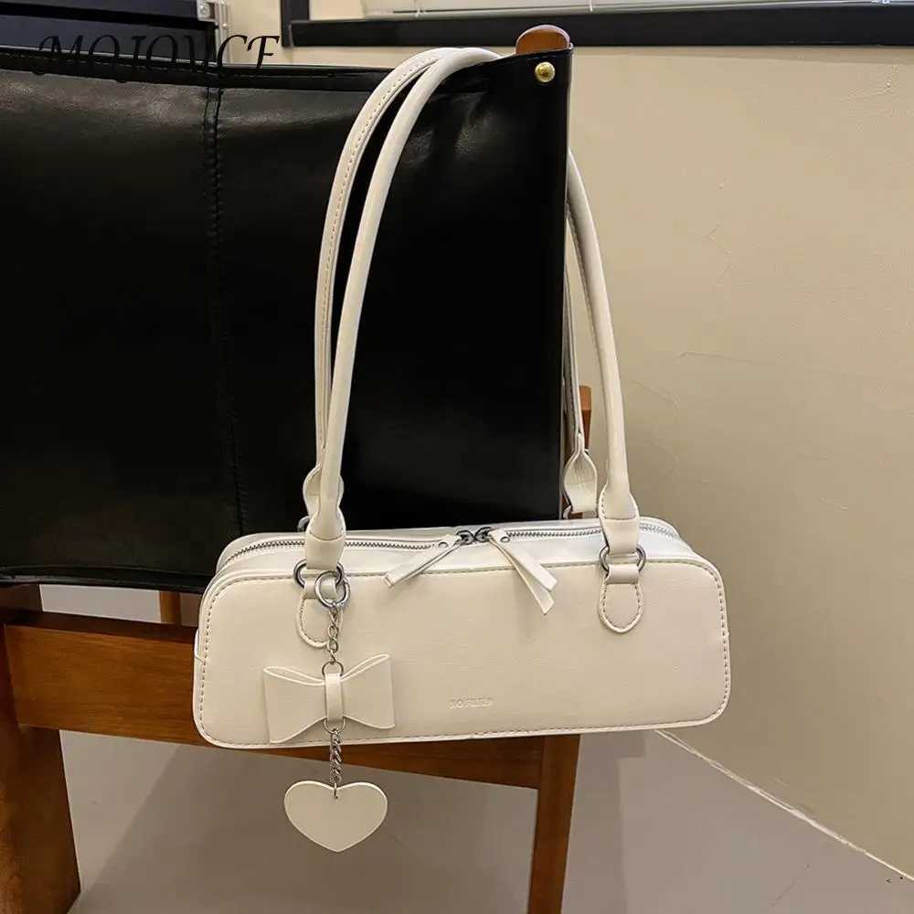 Womens PU underwear bag fashionable shoulder bag solid color elegant homeless bag zipper with heart-shaped pendant fashionable shoulder bag Y250319