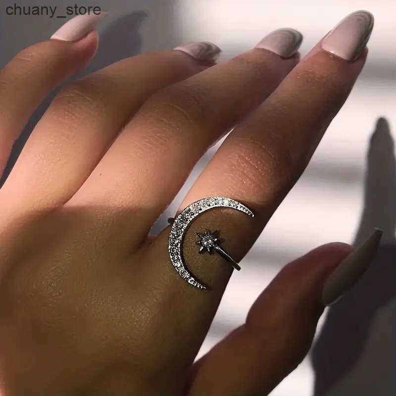 Solitaire Ring Hot Crescent Fashion Star Moon Simple Open End Ring z250321