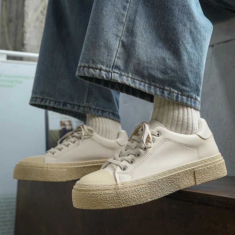 Mens Vcani shoes spring and summer fashion trends casual sports shoes outdoor flat tennis shoes student board shoes Y250320