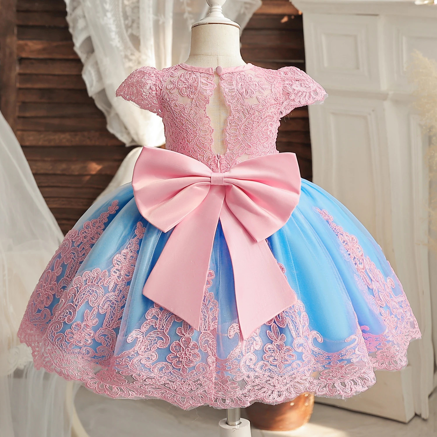 Embroidery Elegant Princess Dress for Girls Golden Lace Vintage Children Festival Party Gown Baby Formal Weddings Dresses R250424